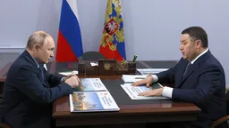 Путин встретился с полпредом Руденей и сенатором Нарусовой